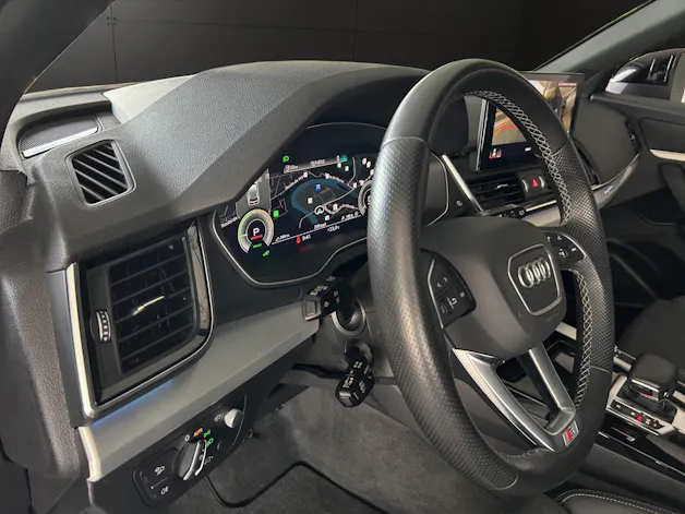Audi Q5 50 TFSI e PHEV S line quattro S-tronic