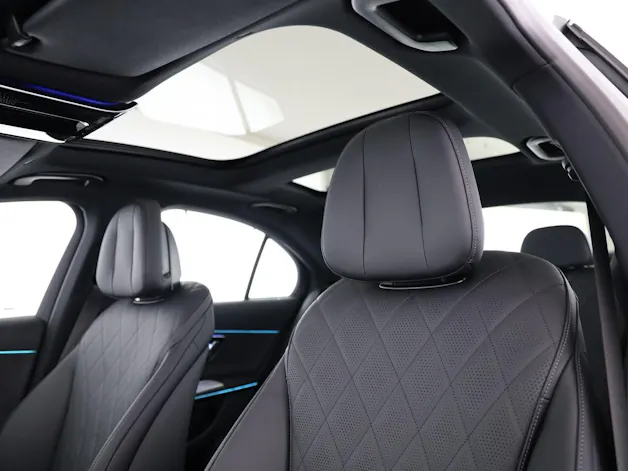 Mercedes-Benz E 400 e 4Matic EQ Hybrid 9G-Tronic