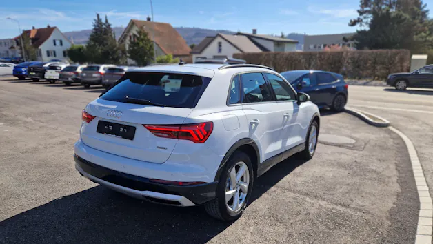 Audi Q3 40 TFSI advanced quattro S-tronic