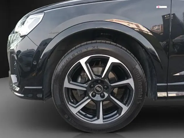 Audi Q3 SB 35 TFSI S line Attr