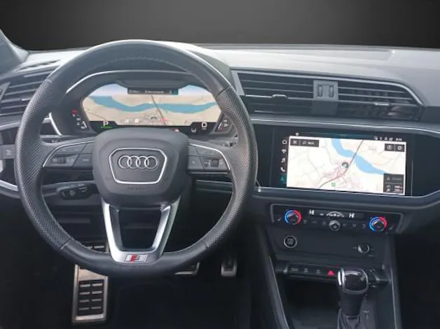 Audi Q3 SB 35 TFSI S line Attr