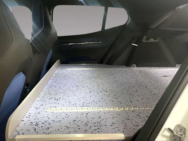 Volvo EX30 E60 Core - Worker