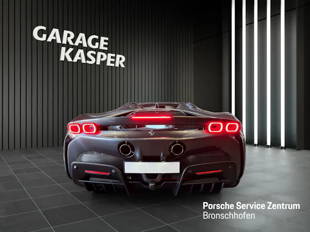FERRARI SF90 Spider 4.0