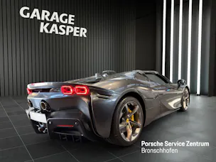 FERRARI SF90 Spider 4.0