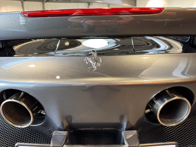 FERRARI SF90 Spider 4.0