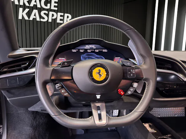 FERRARI SF90 Spider 4.0