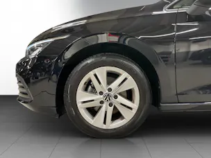 VW Golf 1.0 eTSI mHEV Life