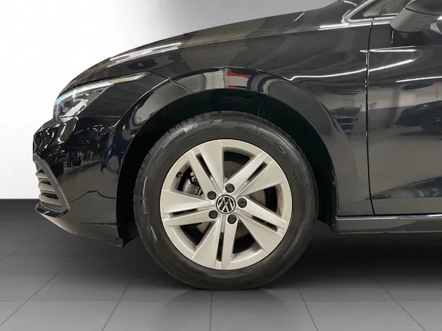 VW Golf 1.0 eTSI mHEV Life