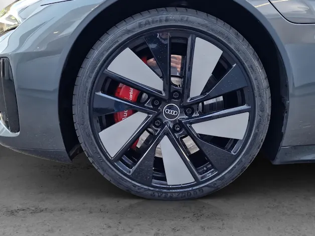 Audi e-tron GT quattro