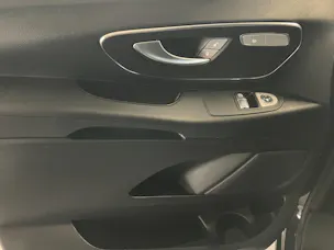 Mercedes-Benz Vito 116 CDI KB Tourer Select Family 4MATIC