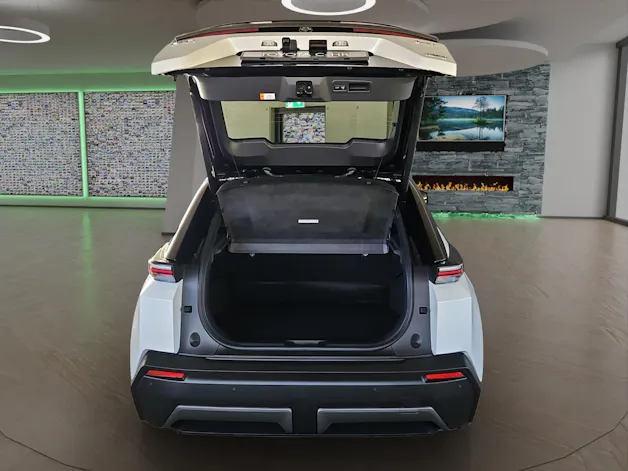 Toyota C-HR+ Premium AWD