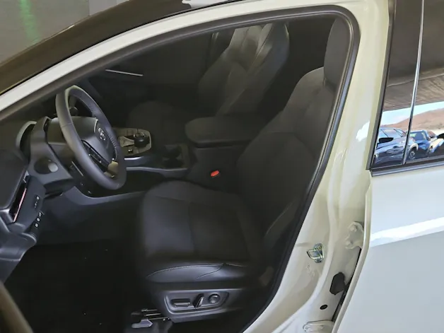 Toyota C-HR+ Premium AWD