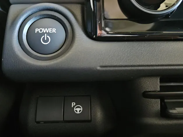 Toyota C-HR+ Premium AWD