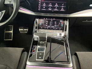 Audi Q8 45 TDI Black Edition quattro tiptronic