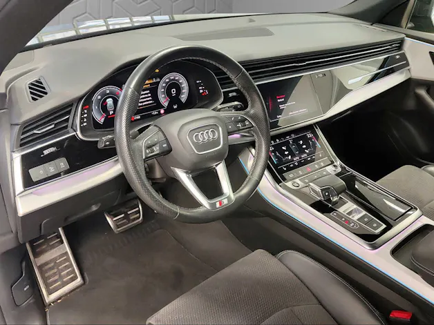 Audi Q8 45 TDI Black Edition quattro tiptronic