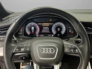 Audi Q8 45 TDI Black Edition quattro tiptronic