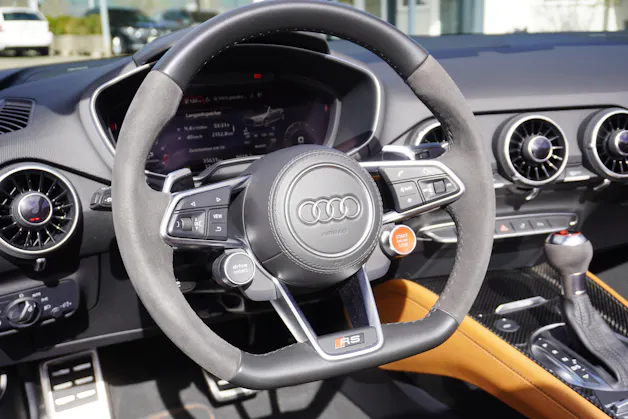 Audi TT Roadster TTRS S-tronic