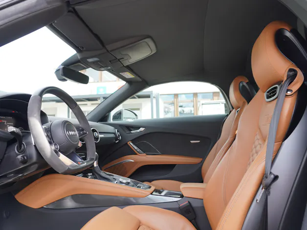 Audi TT Roadster TTRS S-tronic