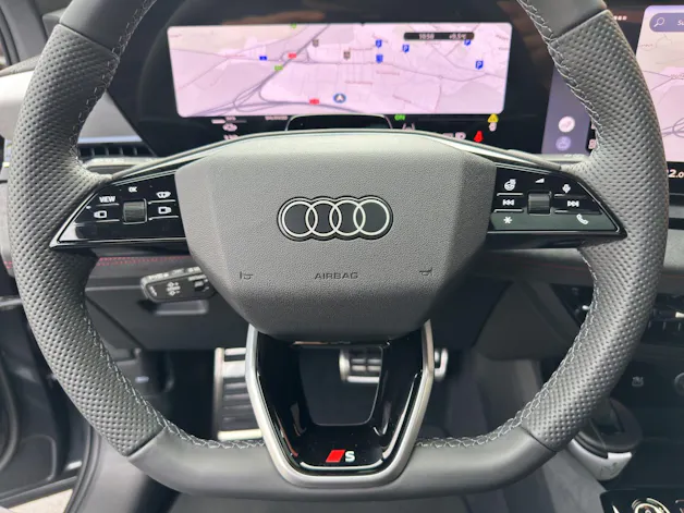 Audi Q6 e-tron quattro