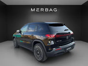 Mercedes-Benz EQA 300 AMG Line 4Matic