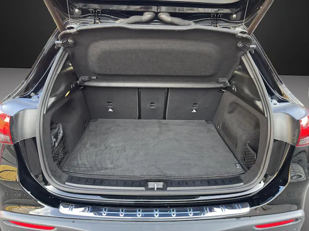 Mercedes-Benz EQA 300 AMG Line 4Matic