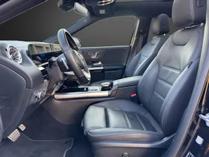 Mercedes-Benz EQA 300 AMG Line 4Matic