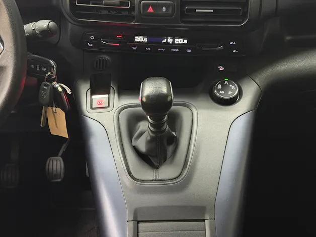 Peugeot Rifter Long 1.5 BlueHDi 7PL Active