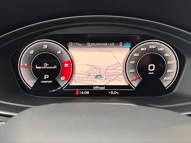 Audi Q5 40 TDI Black Edition quattro S-tronic Daytonagrau Perleffekt