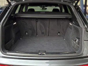 Audi Q5 40 TDI Black Edition quattro S-tronic Daytonagrau Perleffekt