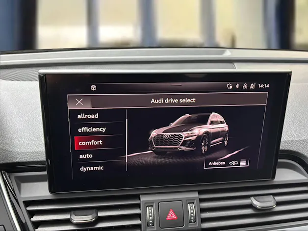 Audi Q5 40 TDI Black Edition quattro S-tronic Daytonagrau Perleffekt