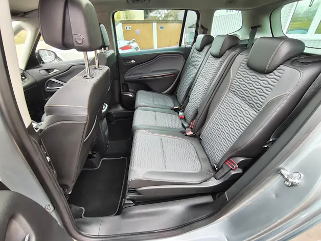 Opel Zafira Tourer 2.0 CDTi Cosmo Automatic