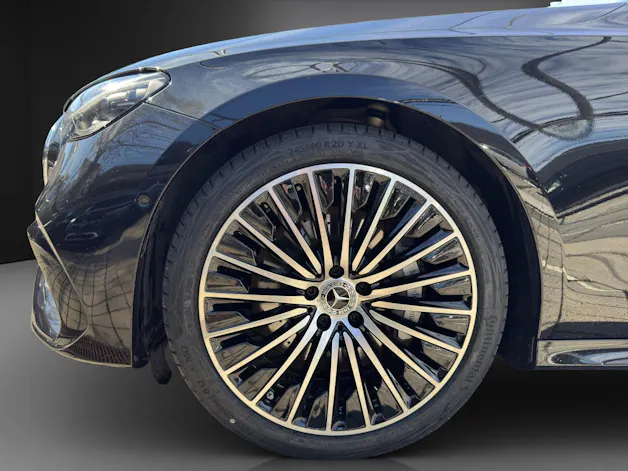 Mercedes-Benz E 200 9G-Tronic 4Matic