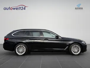 BMW 530e xDrive Touring Steptronic
