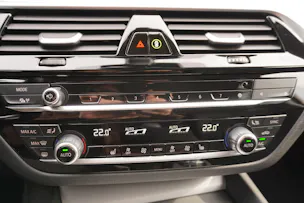 BMW 530e xDrive Touring Steptronic