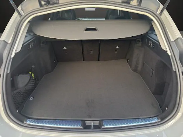 Mercedes-Benz C 220 d T 4 M Swiss Star