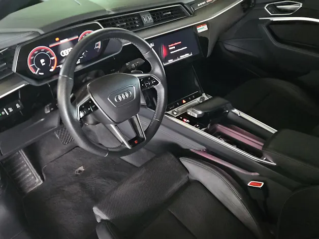Audi e-tron 55 Sportback Advanced Black Edition quattro