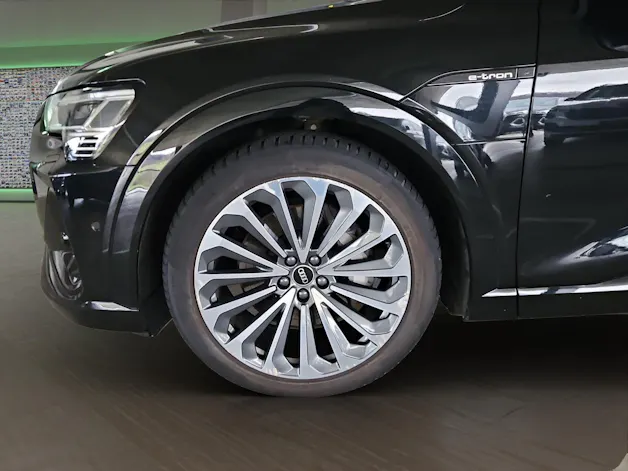 Audi e-tron 55 Sportback Advanced Black Edition quattro