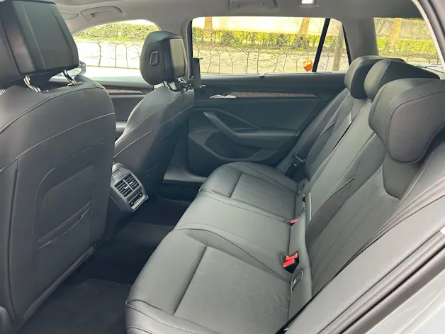 Škoda Superb Combi 2.0 TSI L&K 4x4 DSG