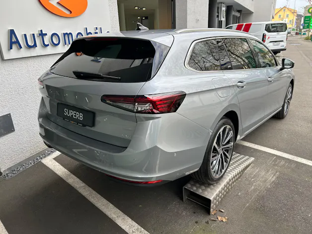 Škoda Superb Combi 2.0 TSI L&K 4x4 DSG