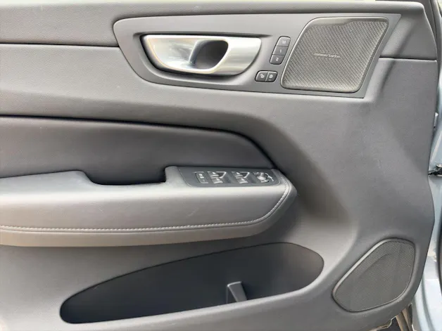 Volvo XC60 2.0 T8 TE Ultimate Dark eAWD