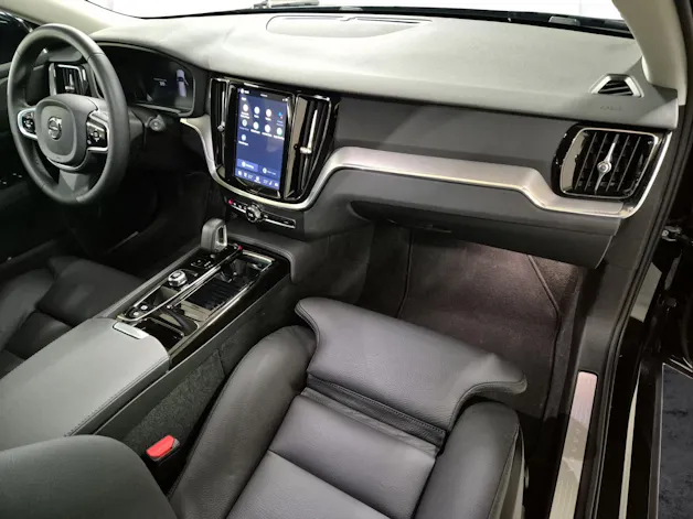Volvo V60 2.0 T6 TE Plus Dark eAWD