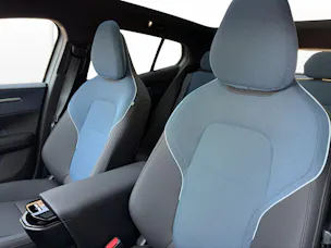 Volvo EX30 CC E60 Twin Performance AWD