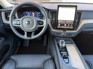 Volvo XC60 2.0 B5 MH Plus Dark AWD