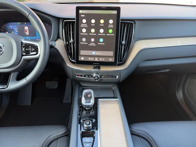 Volvo XC60 2.0 B5 MH Plus Dark AWD