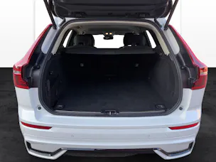 Volvo XC60 2.0 B5 MH Plus Dark AWD