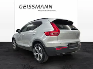 Volvo XC40 2.0 B4 MH Plus Dark