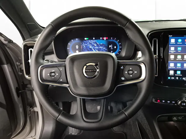 Volvo XC40 2.0 B4 MH Plus Dark