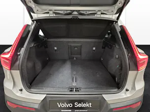 Volvo XC40 2.0 B4 MH Plus Dark