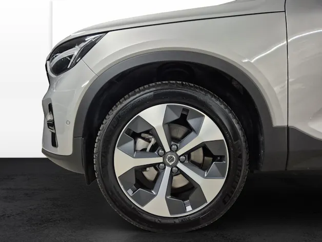 Volvo XC40 2.0 B4 MH Plus Dark