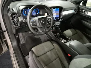 Volvo XC40 2.0 B4 MH Plus Dark